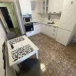 Apartment Comfort Tairova Radugniu *