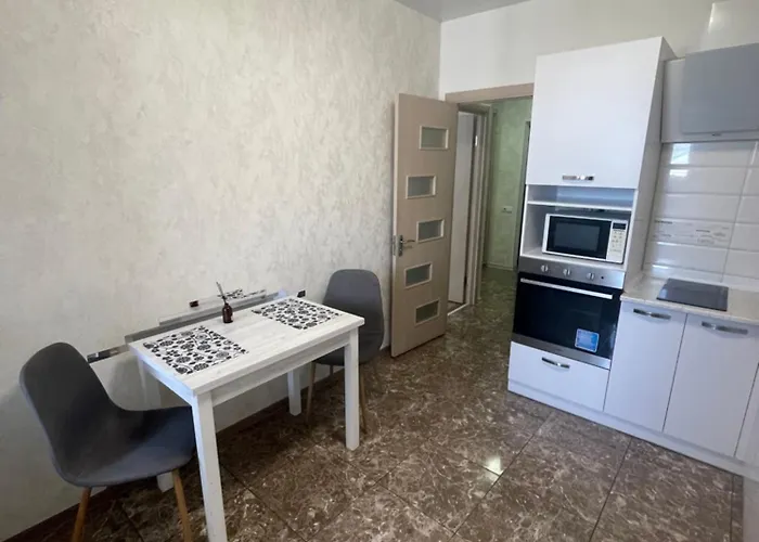 Apartamento Comfort Tairova Radugniu